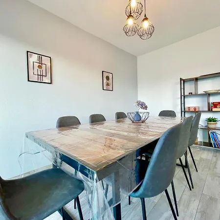 - La Cigogne - Balcon - Vue Degagee - Netflix - Wifi Fibre - Parking Gratuit - Quartier Populaire * Colmar