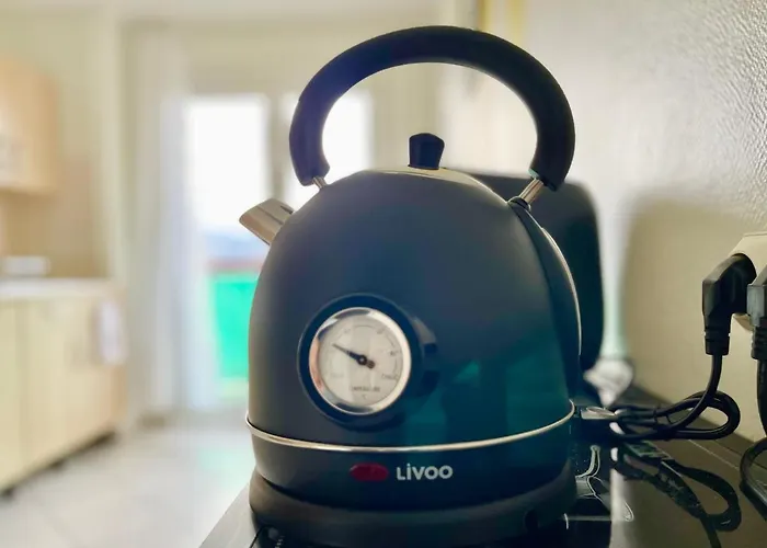 - La Cigogne - Balcon - Vue Dégagée - Netflix - Wifi Fibre - Parking Gratuit - Quartier Populaire