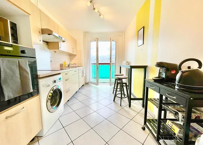 アパート - La Cigogne - Balcon - Vue Degagee - Netflix - Wifi Fibre - Parking Gratuit - Quartier Populaire コルマール