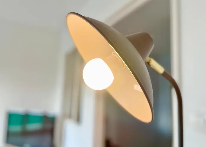 - La Cigogne - Balcon - Vue Degagee - Netflix - Wifi Fibre - Parking Gratuit - Quartier Populaire アパート