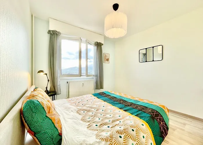 - La Cigogne - Balcon - Vue Dégagée - Netflix - Wifi Fibre - Parking Gratuit - Quartier Populaire Colmar