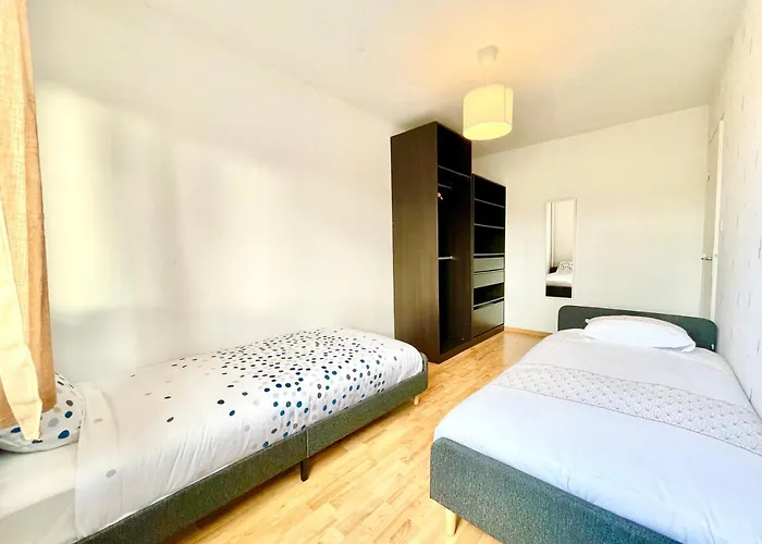 - La Cigogne - Balcon - Vue Degagee - Netflix - Wifi Fibre - Parking Gratuit - Quartier Populaire コルマール